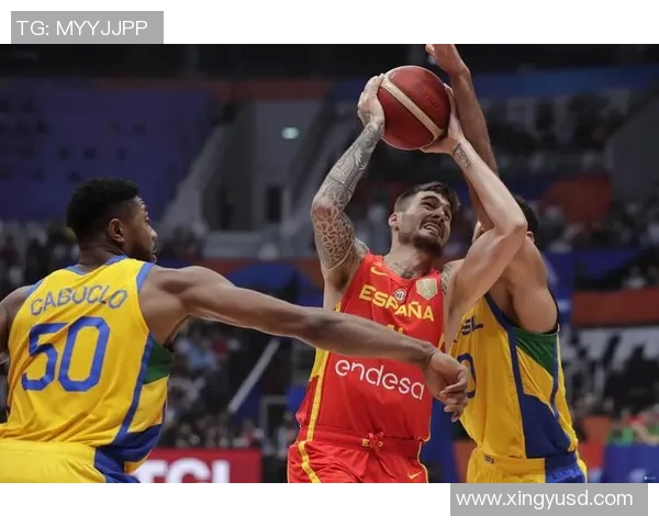 中国男篮在2004年与西班牙的激烈对决回顾与分析 中国男篮在2004年与西班牙的激烈对决回顾与分析